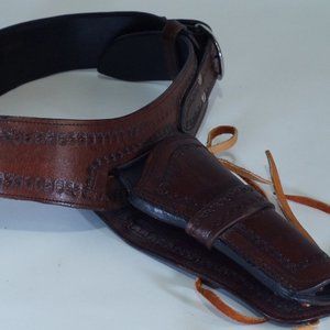 Hand Tooled Leather Gun Belt w/ Single Holster